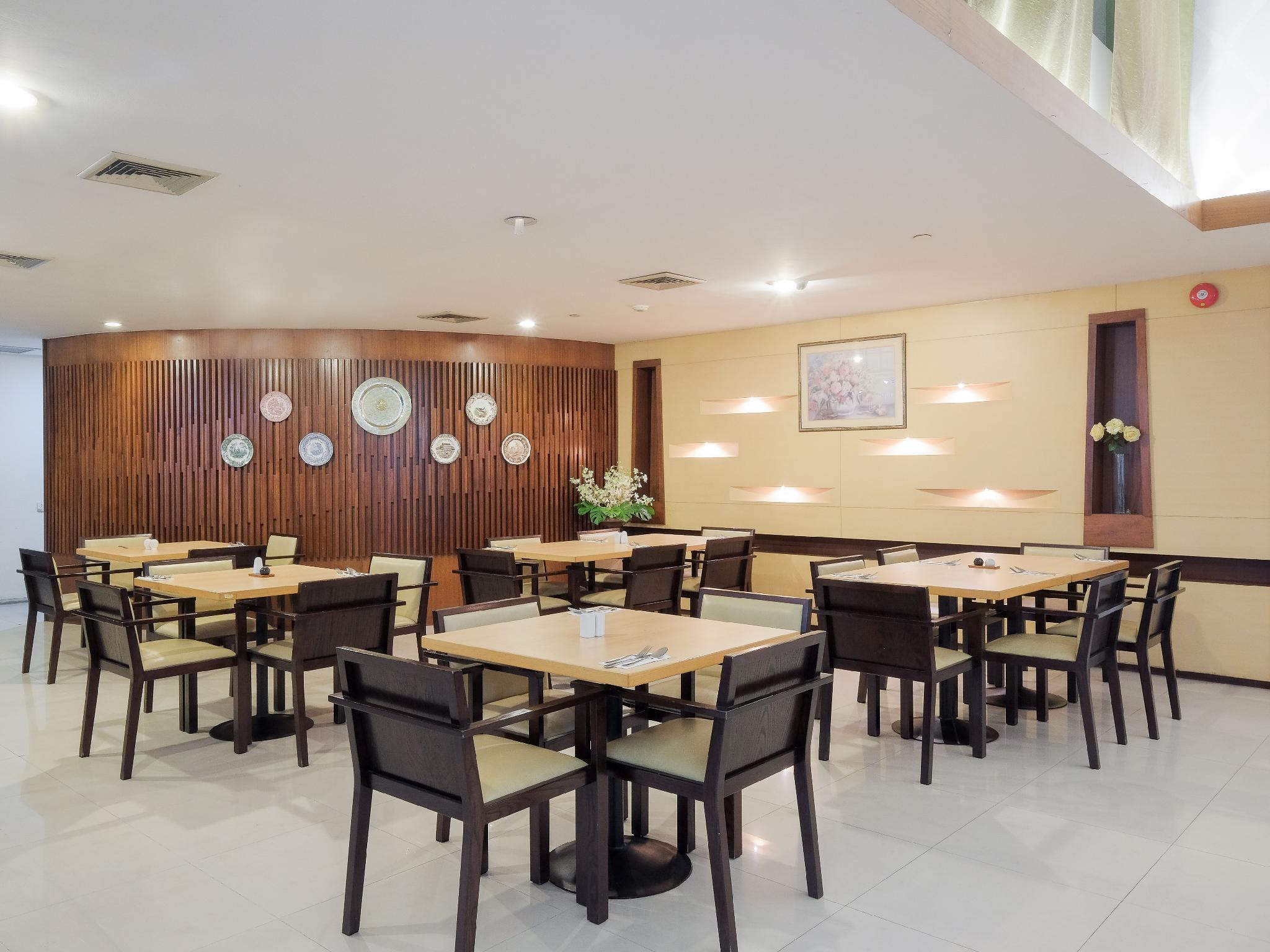 Somerset Park Suanplu Апартаменты Бангкок